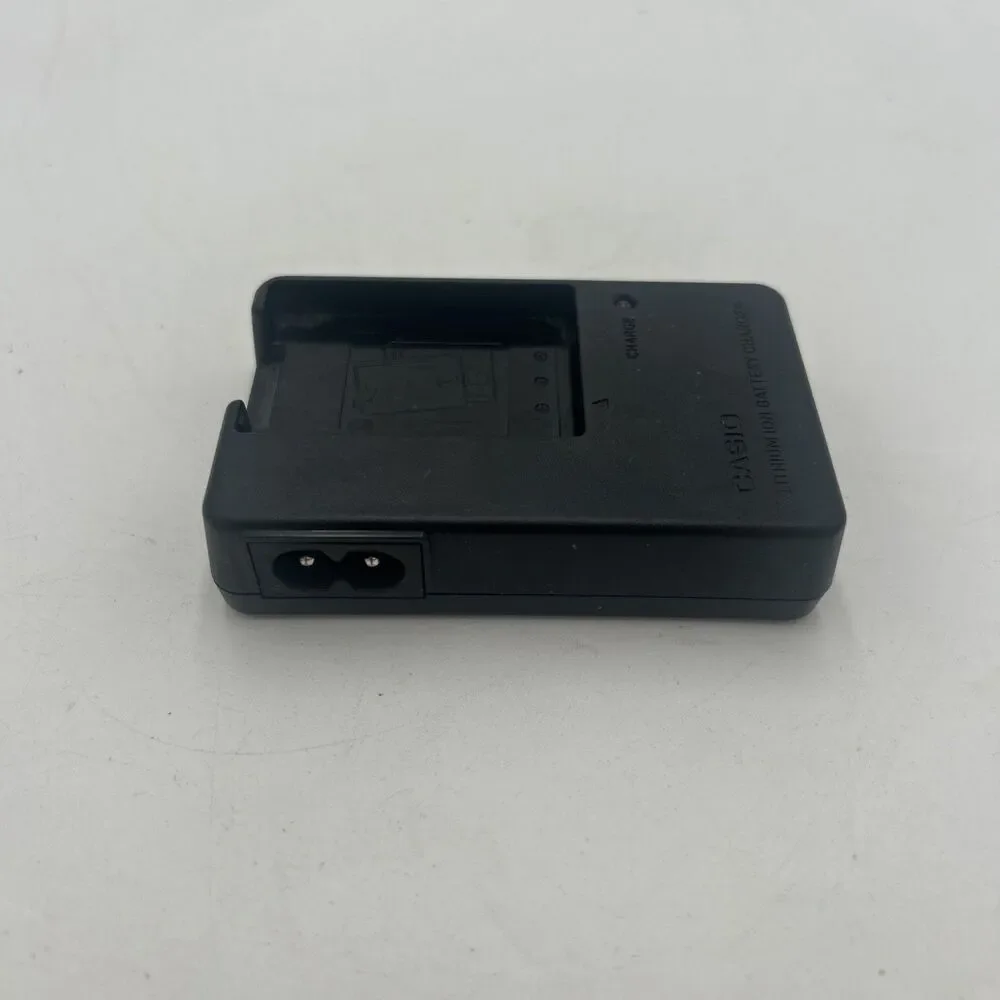 OEM Genuine Casio BC-11L Camera Lithium Ion Battery Charger (No Power Cord)